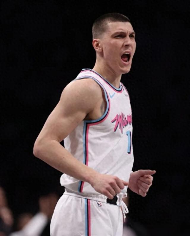 B体育下载-热火新一哥别当PUA高手！一招鲜不管用 做好1点最重要